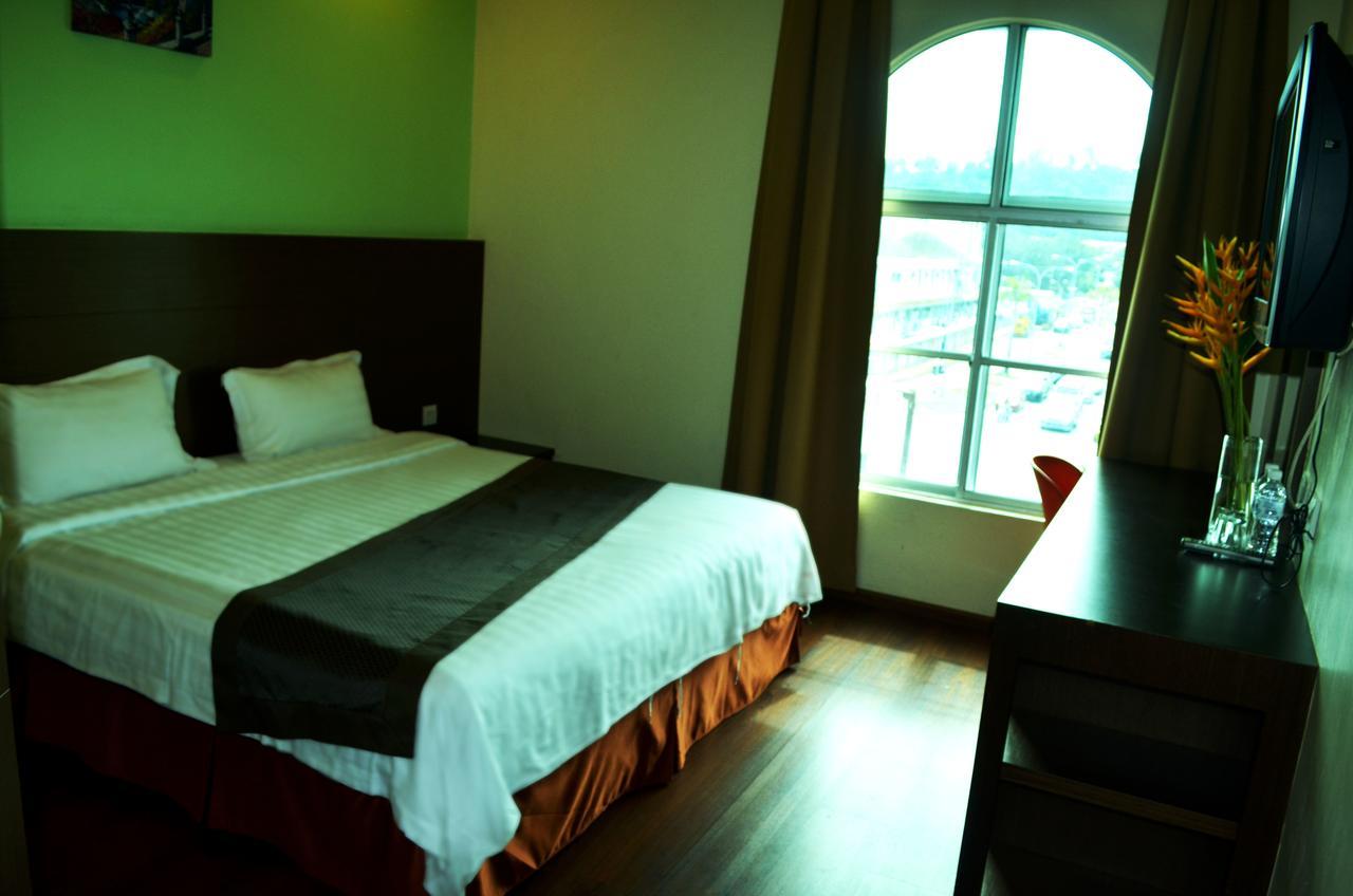 Lintas Plaza Hotel Kota Kinabalu Dış mekan fotoğraf